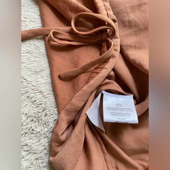 BCBG MaxAzria Silky Utility Blouse - Picture 6 of 7